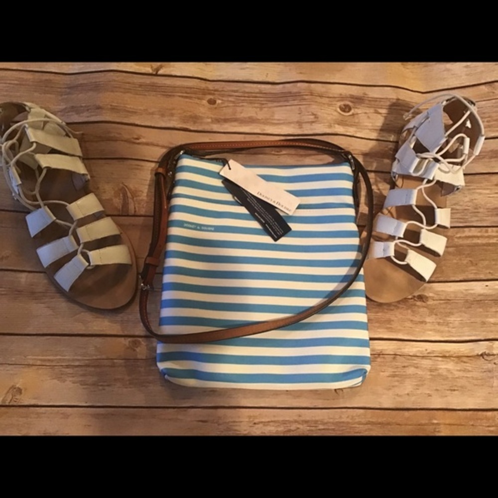 Dooney & Bourke Crossbody Handbag 9.5 x11